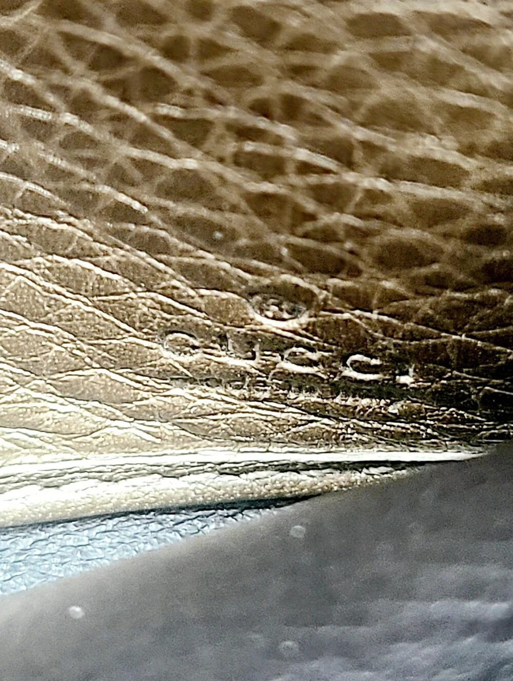 Gucci Leather Wallet On Chain - Picture 7 of 8